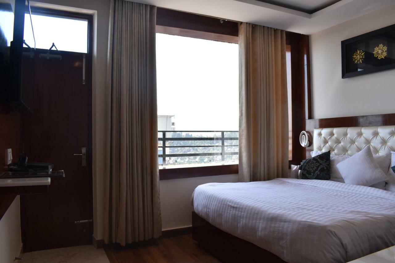 Hotel Black Magic Dharamshala Buitenkant foto
